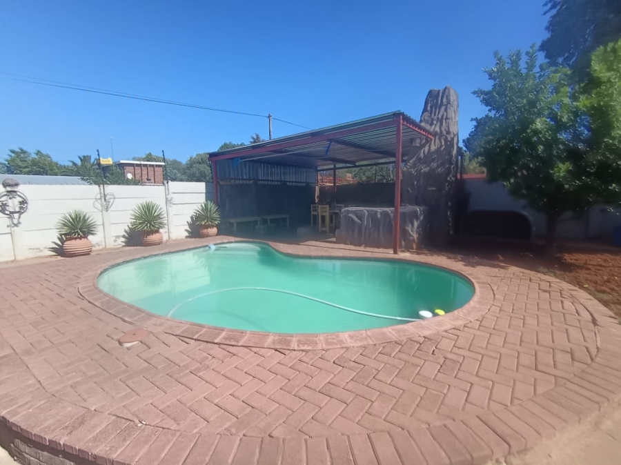 3 Bedroom Property for Sale in South Ridge Northern Cape